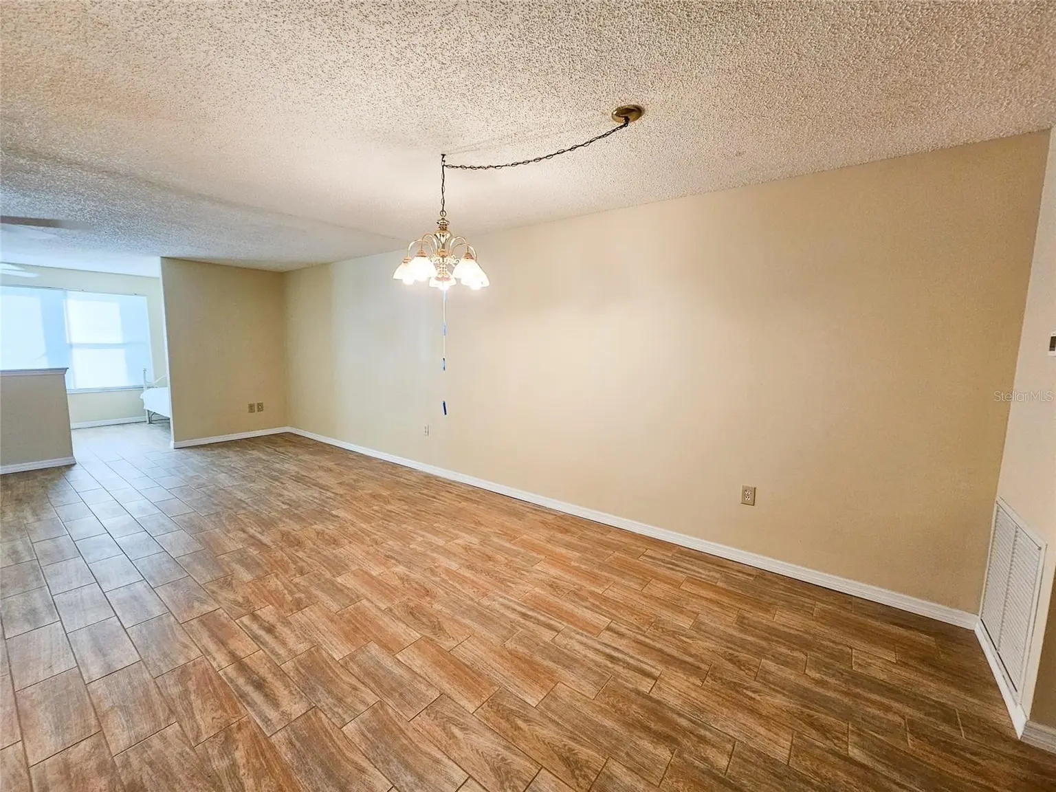 2850 59TH STREET S #112, GULFPORT, FL, photo 5 of 37