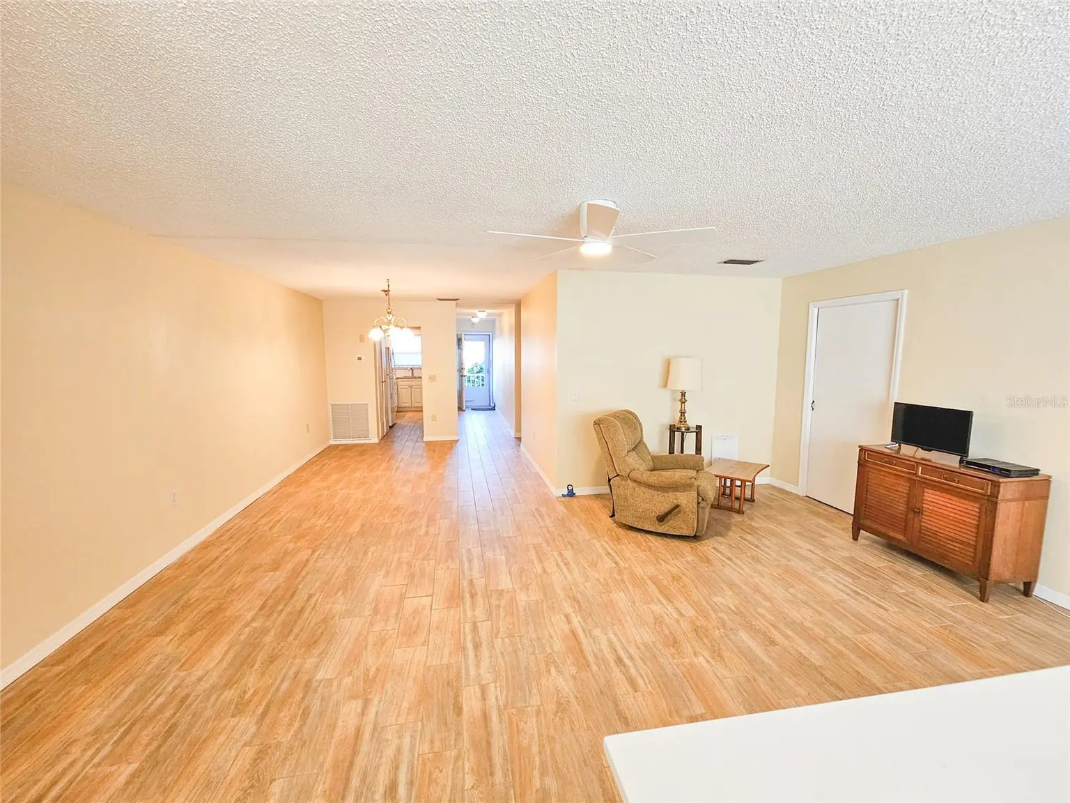 2850 59TH STREET S #112, GULFPORT, FL, photo 8 of 37