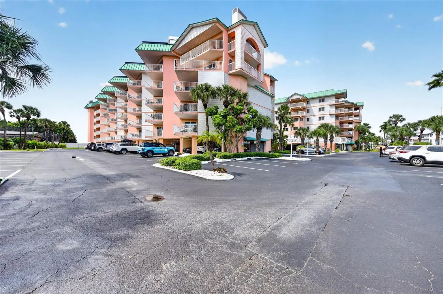 18400 GULF BOULEVARD #1403, INDIAN SHORES, FL, photo 2 of 60