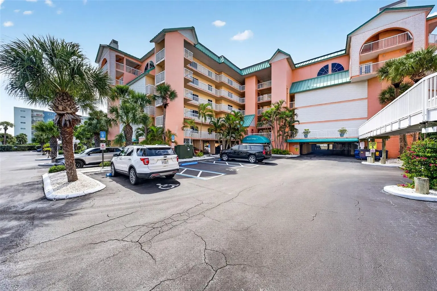 18400 GULF BOULEVARD #1403, INDIAN SHORES, FL, photo 3 of 60
