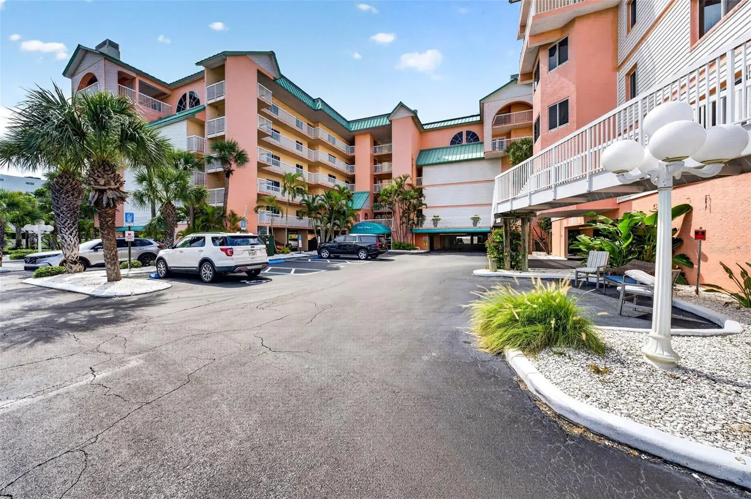 18400 GULF BOULEVARD #1403, INDIAN SHORES, FL, photo 4 of 60