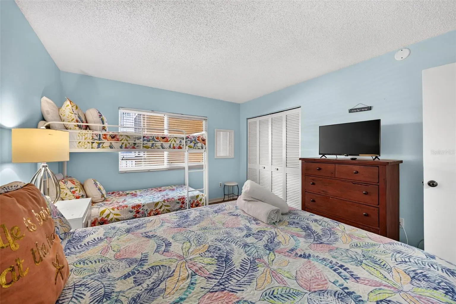 18400 GULF BOULEVARD #1403, INDIAN SHORES, FL, photo 28 of 60