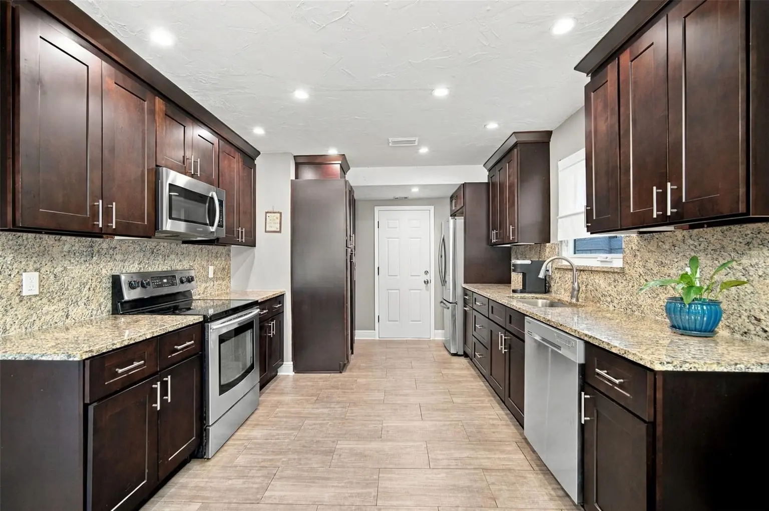 5018 E LIBERTY STREET, TAMPA, FL, photo 6 of 51
