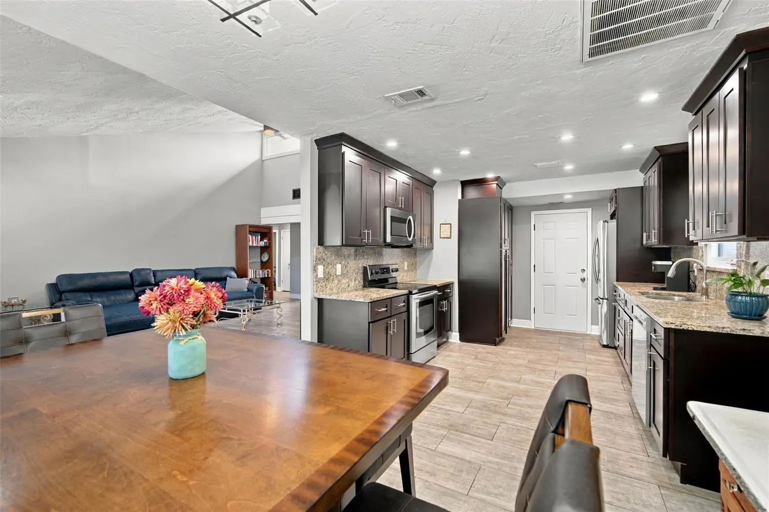 5018 E LIBERTY STREET, TAMPA, FL, photo 12 of 51