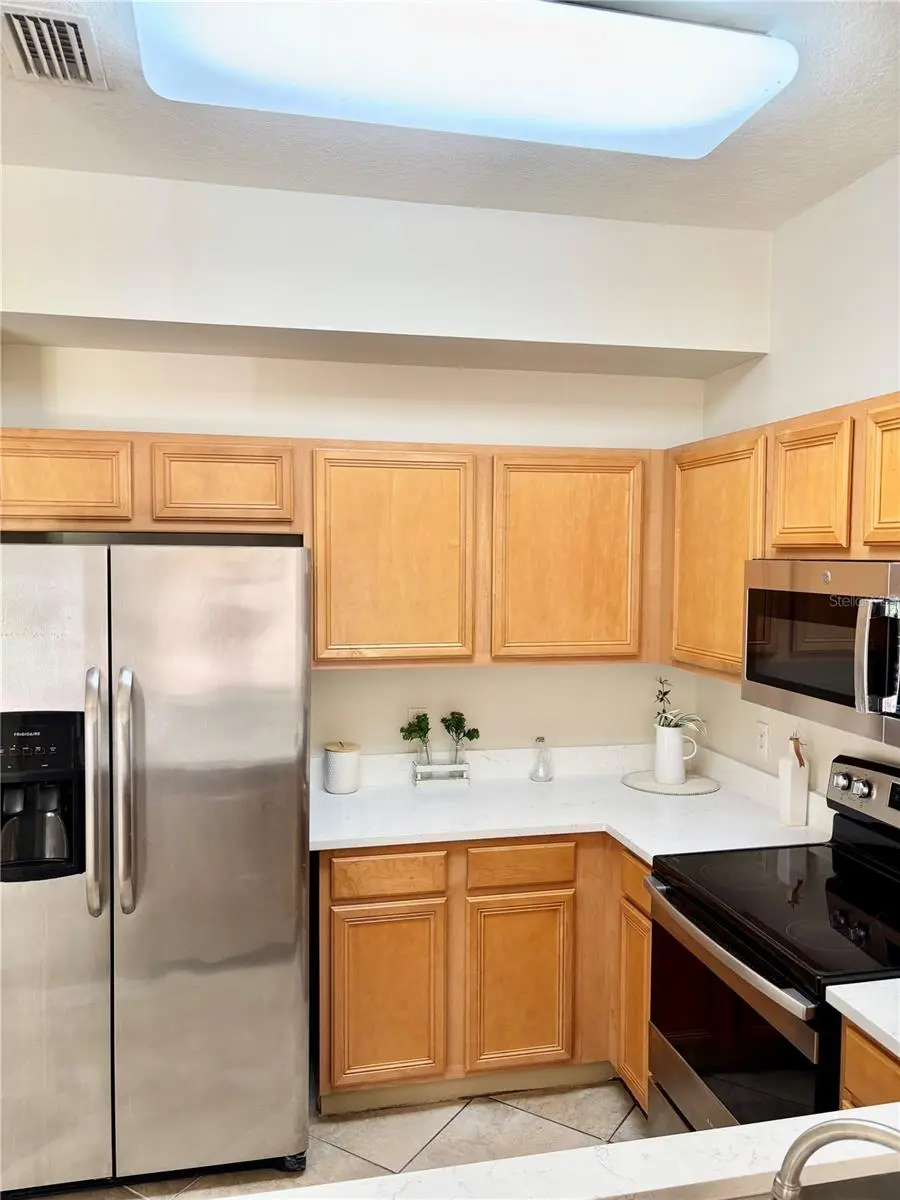 20304 OAK KEY COURT, TAMPA, FL, photo 4 of 56