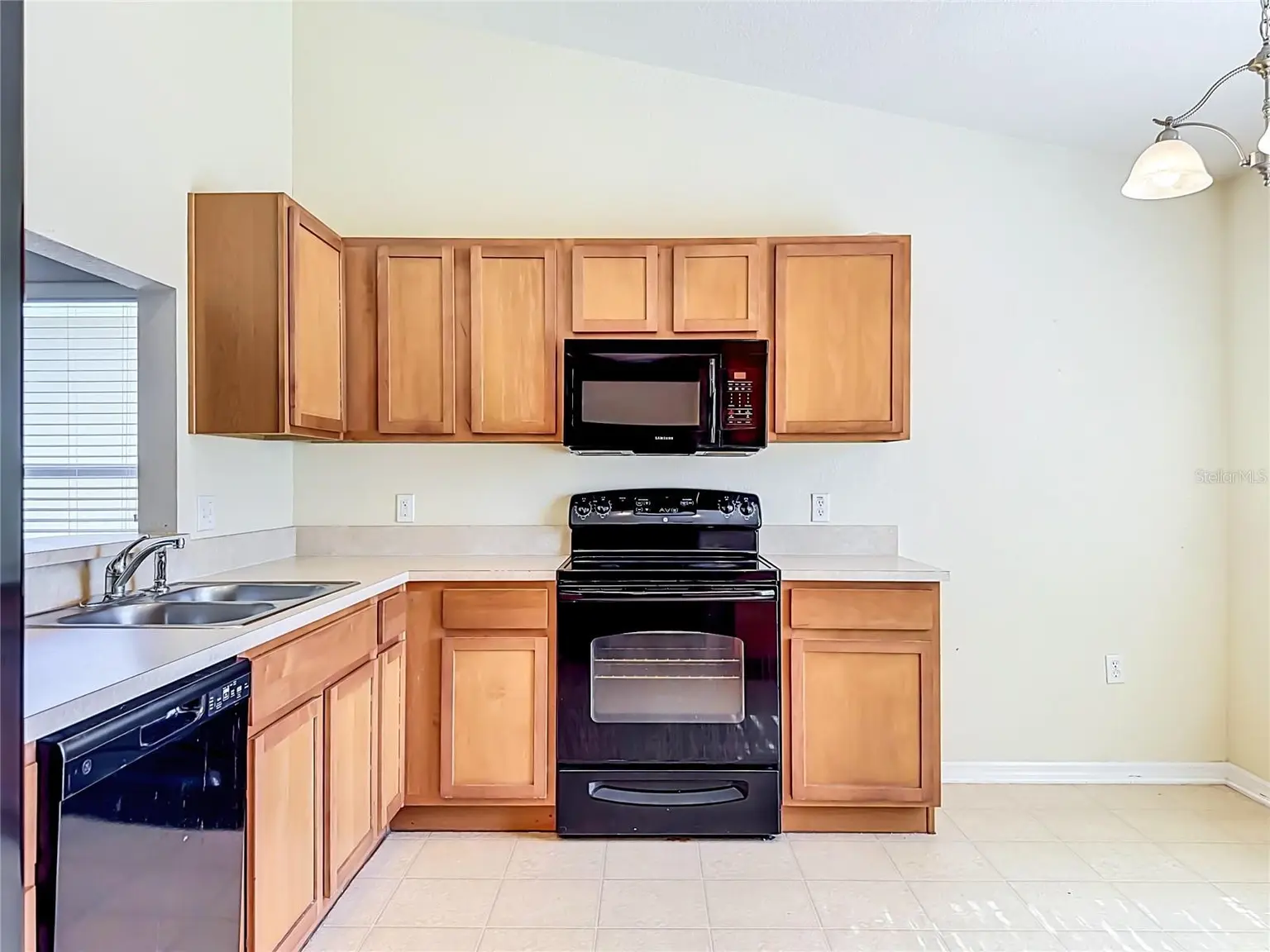 10852 STANDING STONE DRIVE, WIMAUMA, FL, photo 11 of 45