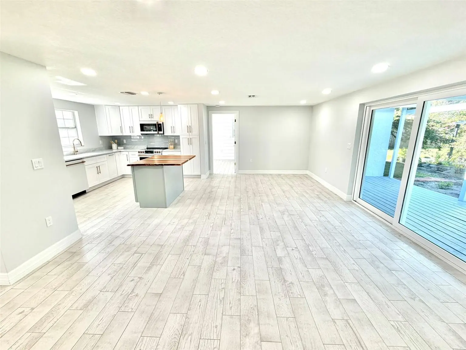 336 SHADDOCK STREET, TARPON SPRINGS, FL, photo 8 of 81