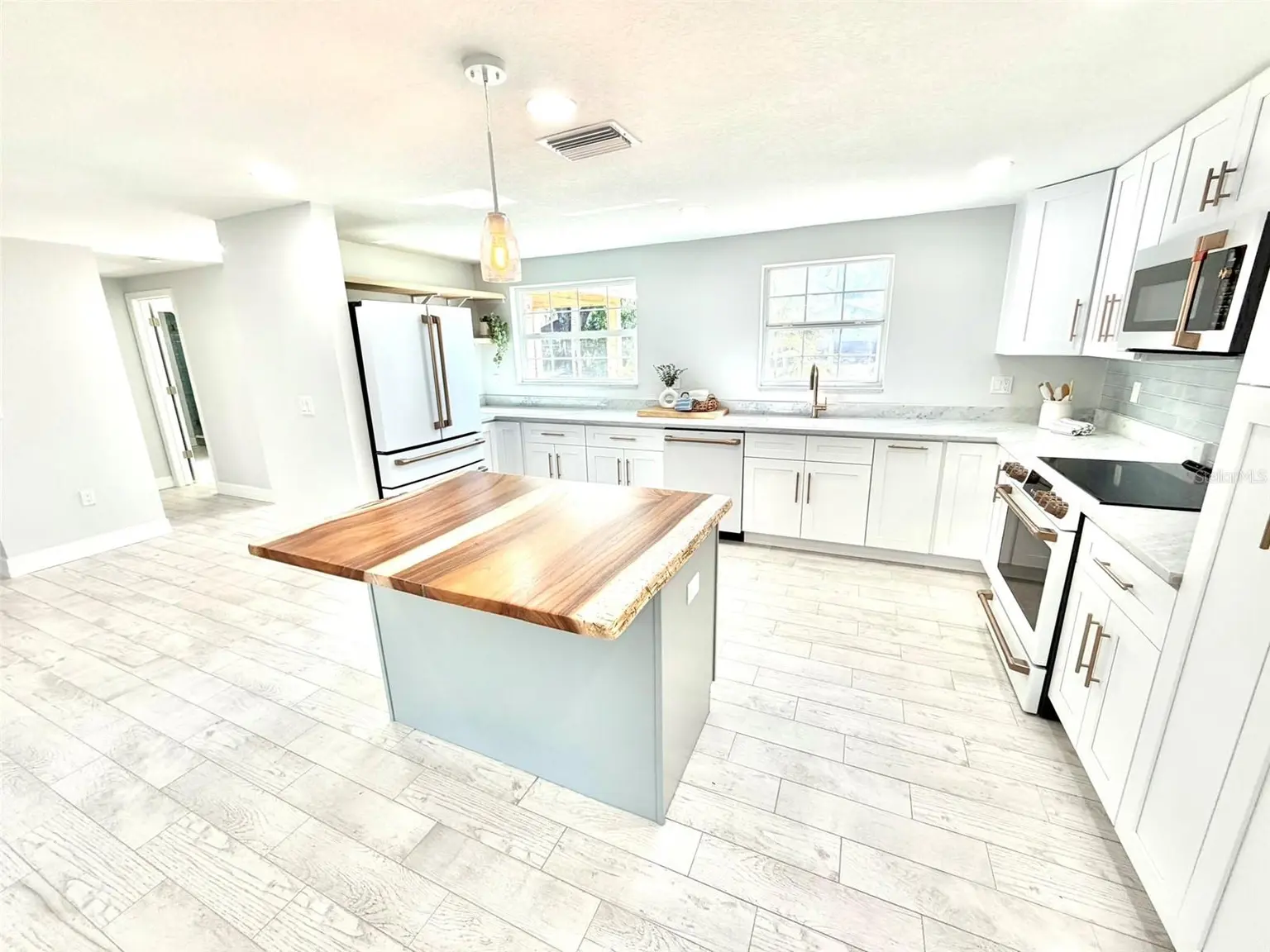 336 SHADDOCK STREET, TARPON SPRINGS, FL, photo 13 of 81