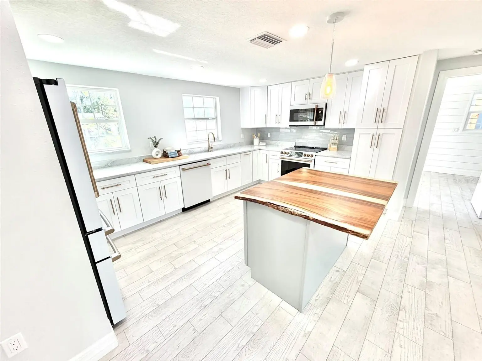336 SHADDOCK STREET, TARPON SPRINGS, FL, photo 15 of 81