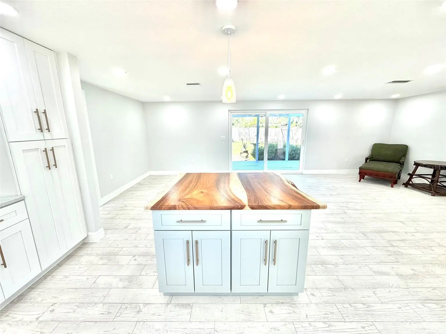 336 SHADDOCK STREET, TARPON SPRINGS, FL, photo 18 of 81