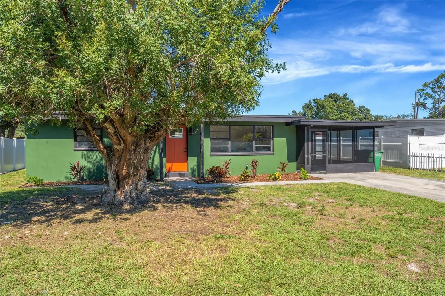 4003 W MONTGOMERY TERRACE, TAMPA, FL, photo 2 of 29