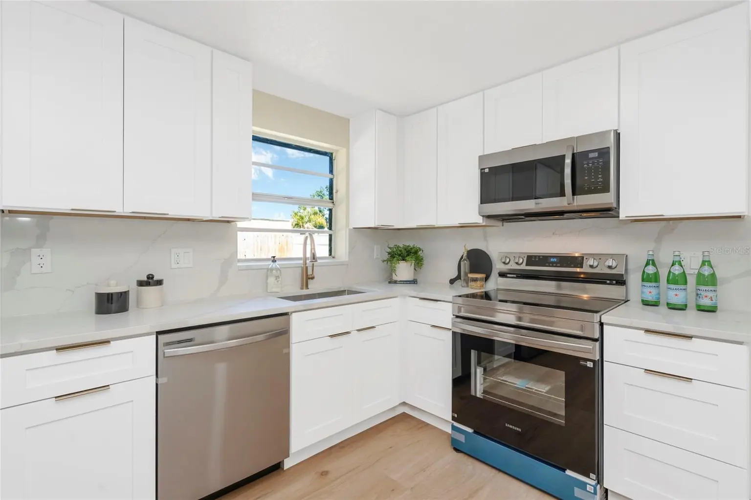 4003 W MONTGOMERY TERRACE, TAMPA, FL, photo 15 of 29