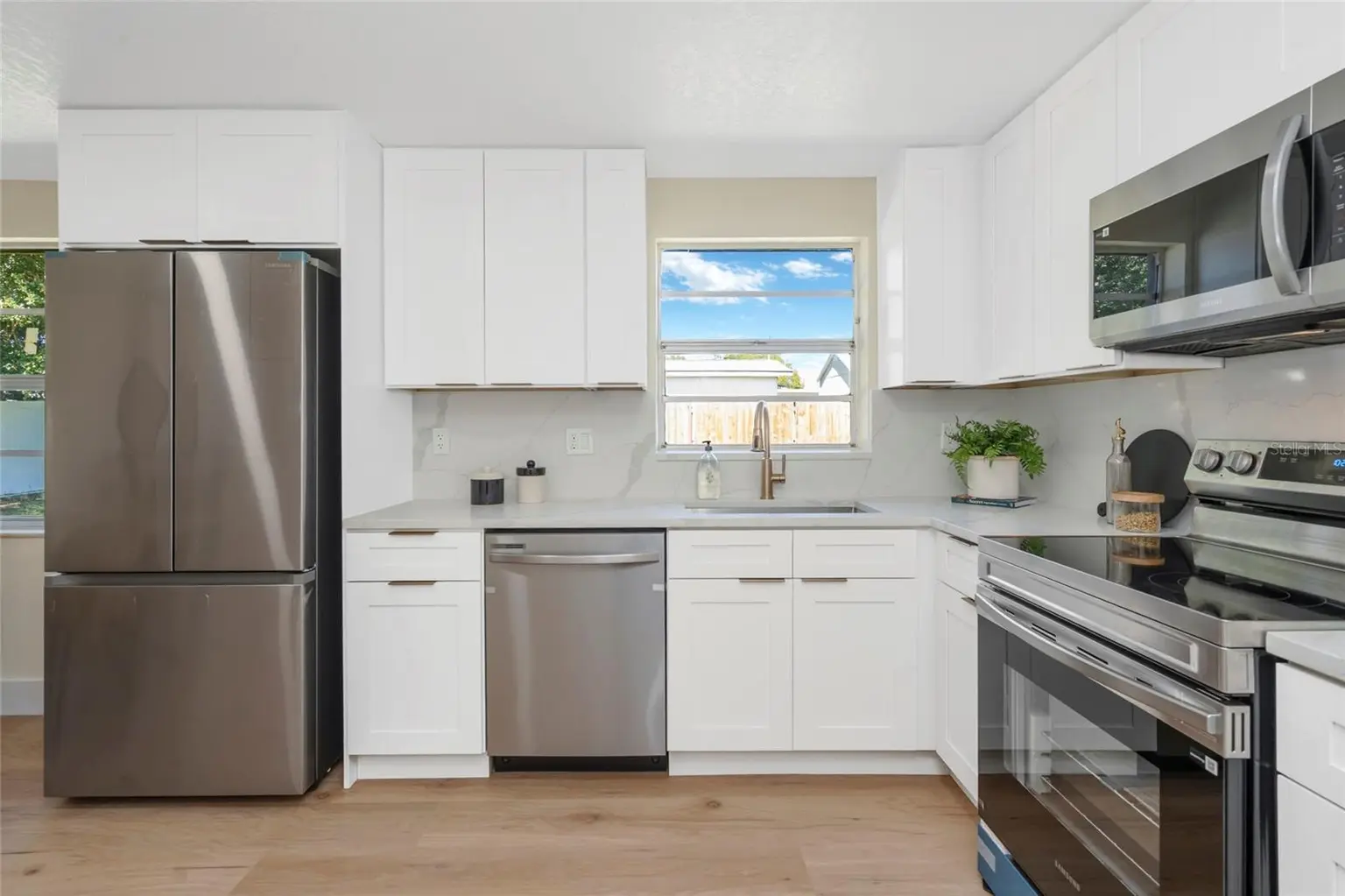 4003 W MONTGOMERY TERRACE, TAMPA, FL, photo 16 of 29