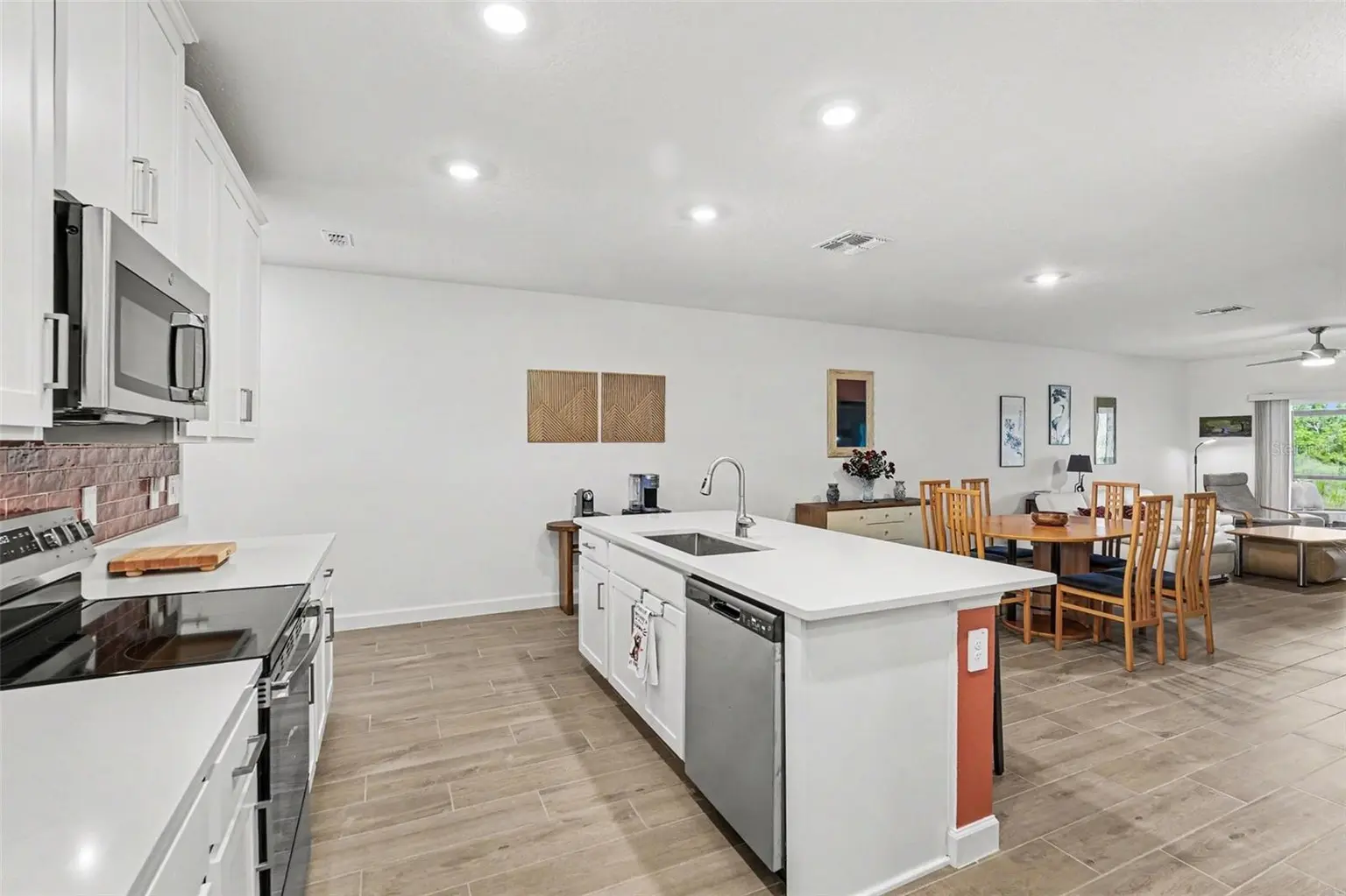 10911 RUSTIC EVE COURT, LAND O LAKES, FL, photo 12 of 41