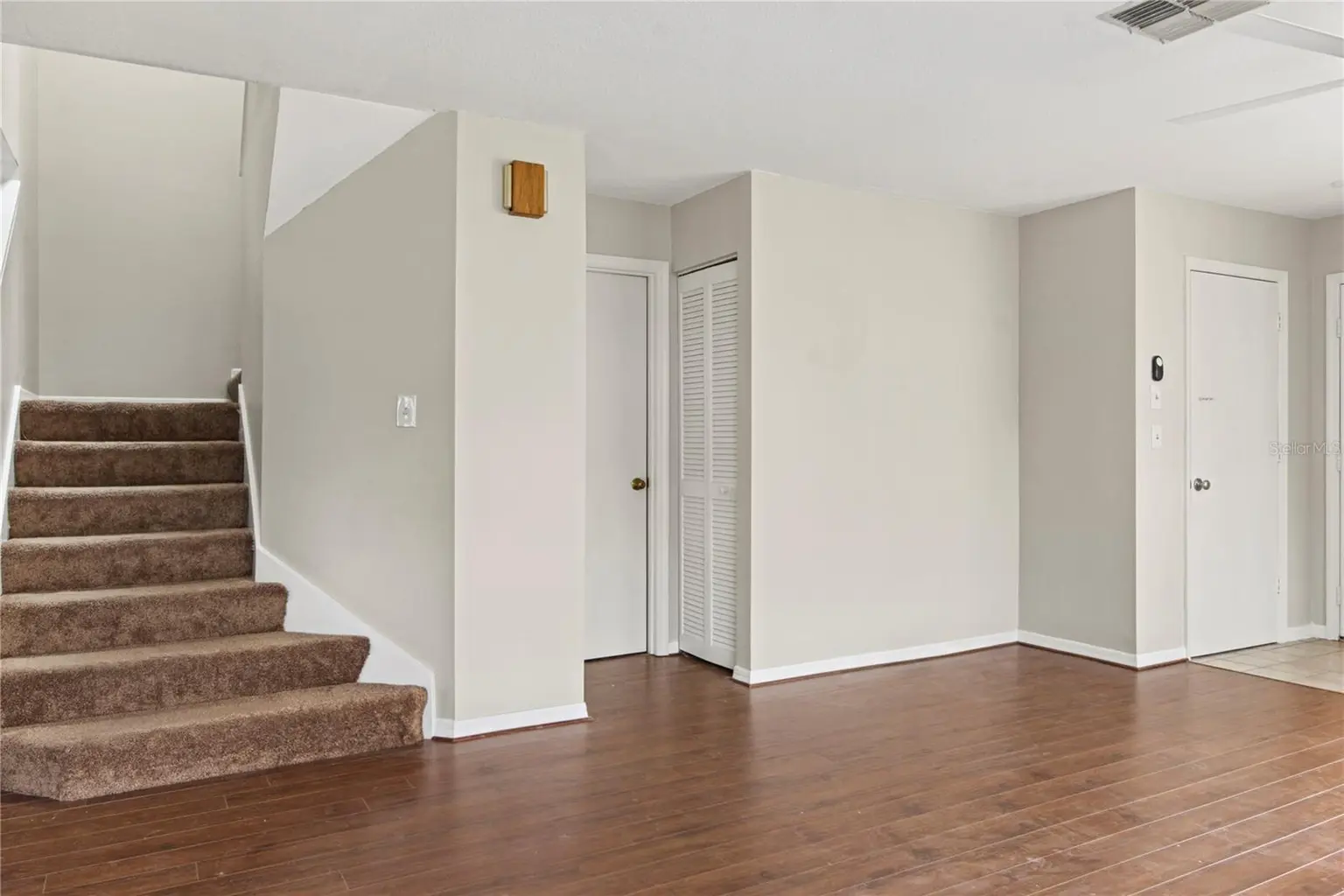 1210 HOUNDS RUN, SAFETY HARBOR, FL, photo 5 of 38