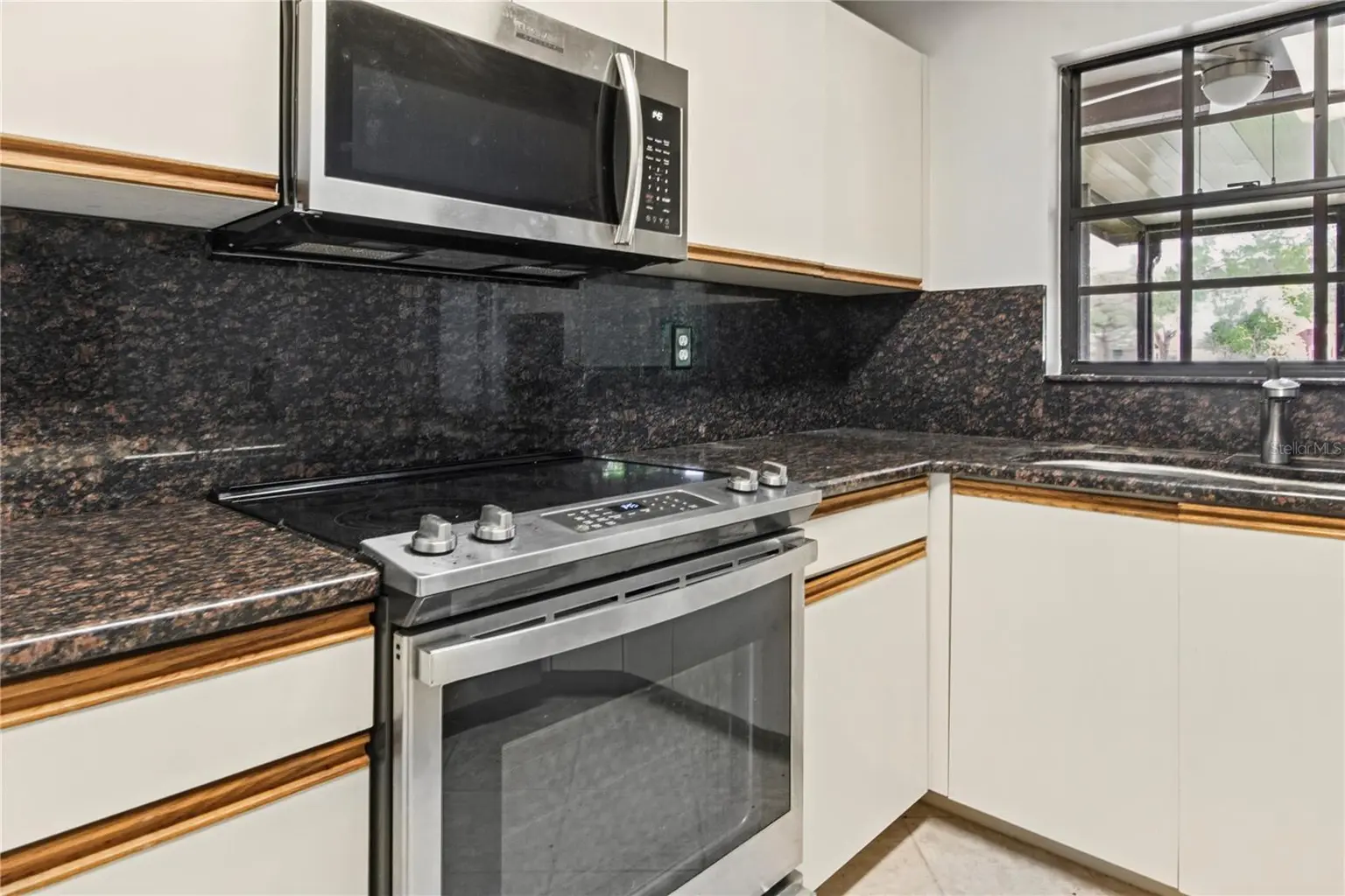 1210 HOUNDS RUN, SAFETY HARBOR, FL, photo 12 of 38