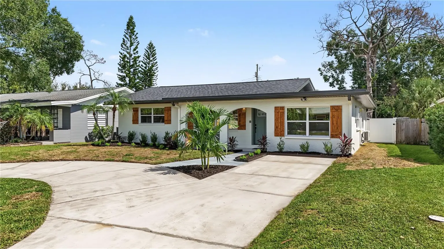 9025 3RD STREET N, ST PETERSBURG, FL, photo 2 of 52