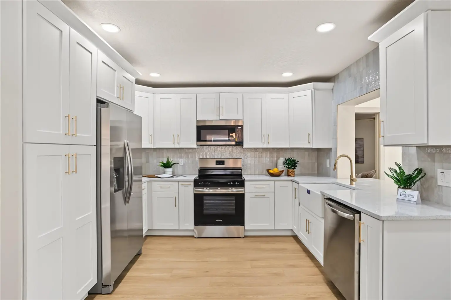 9025 3RD STREET N, ST PETERSBURG, FL, photo 9 of 52