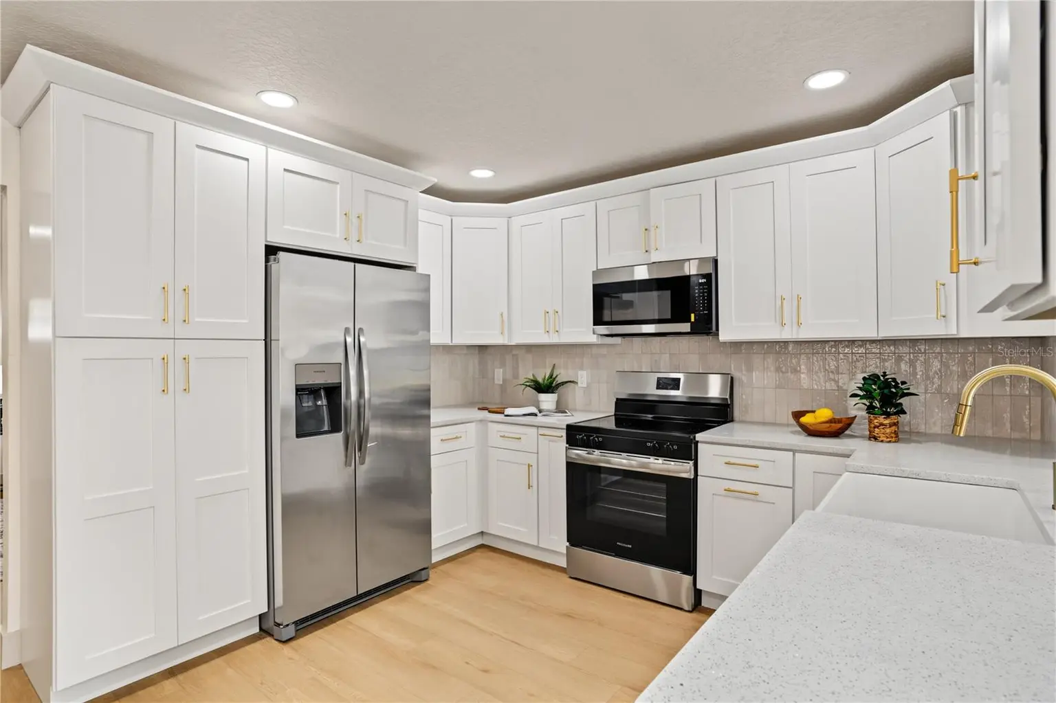 9025 3RD STREET N, ST PETERSBURG, FL, photo 10 of 52