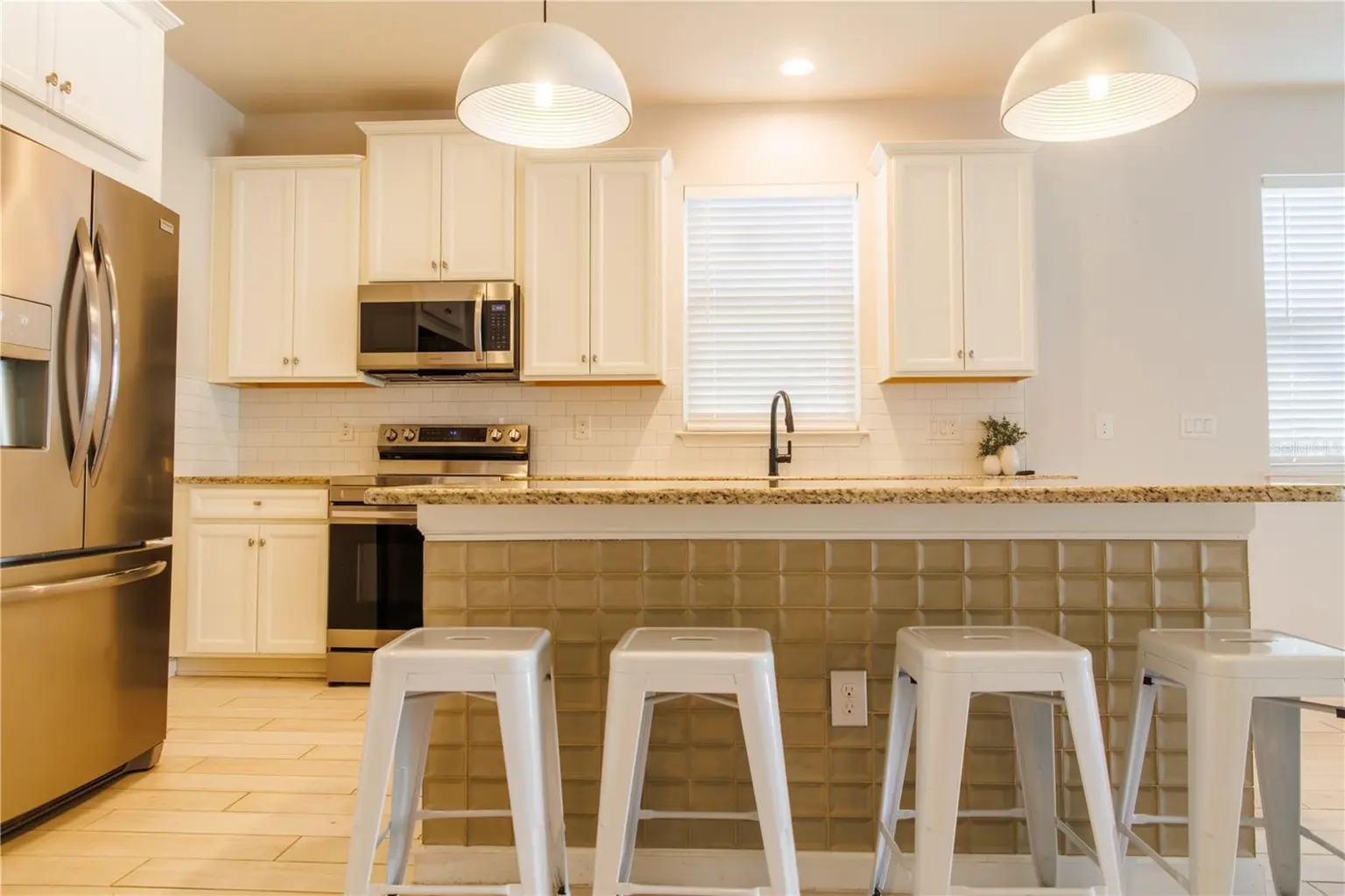 1011 BETTER DAYS PLACE, VALRICO, FL, photo 9 of 30