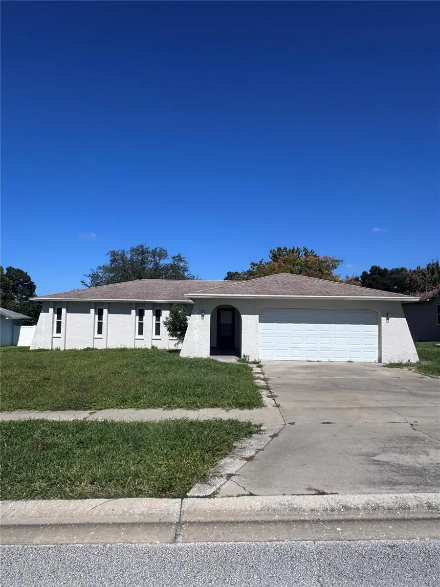 209 LEAFWOOD ROAD, TARPON SPRINGS, FL, photo 1 of 9