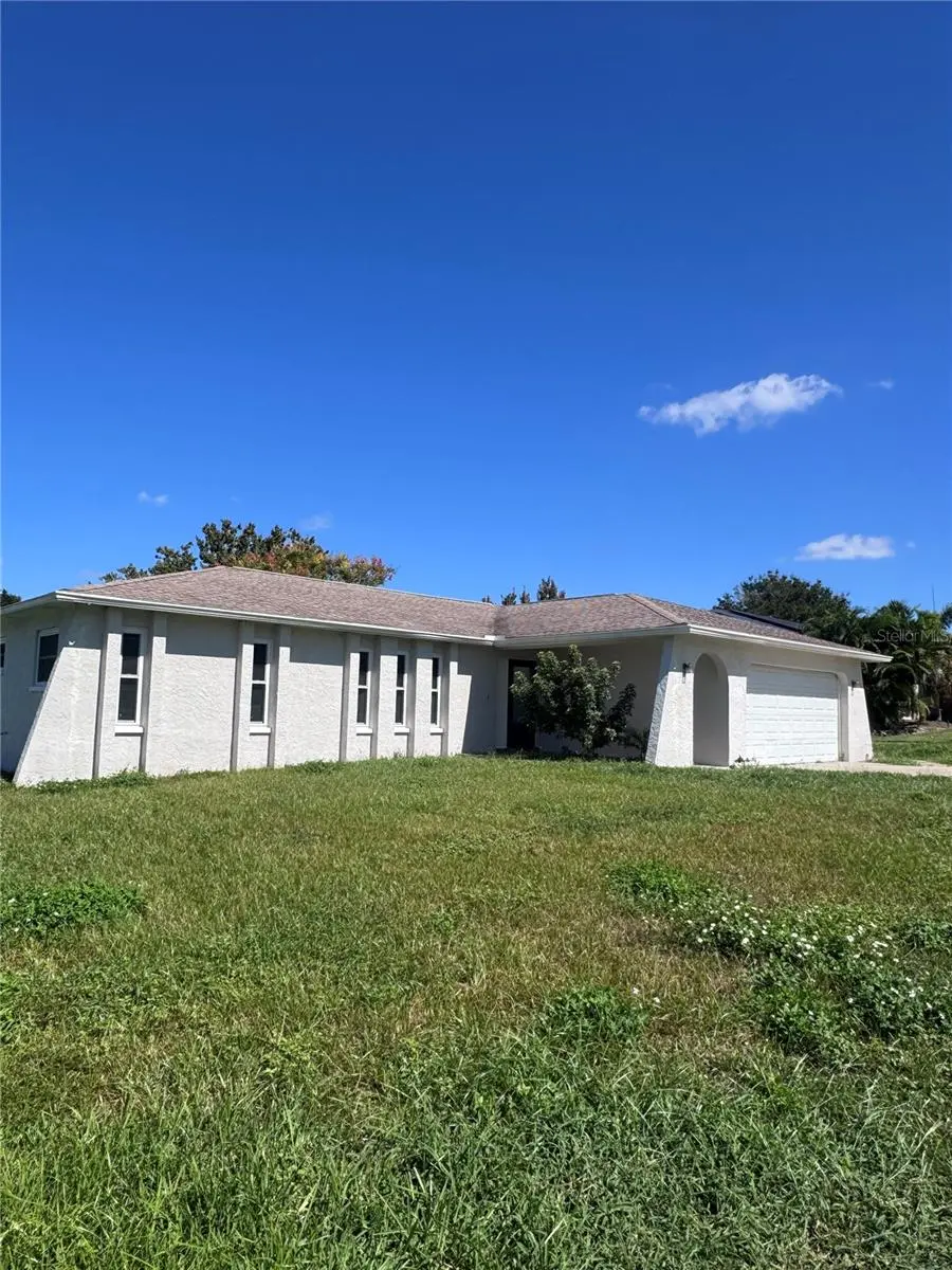 209 LEAFWOOD ROAD, TARPON SPRINGS, FL, photo 2 of 9