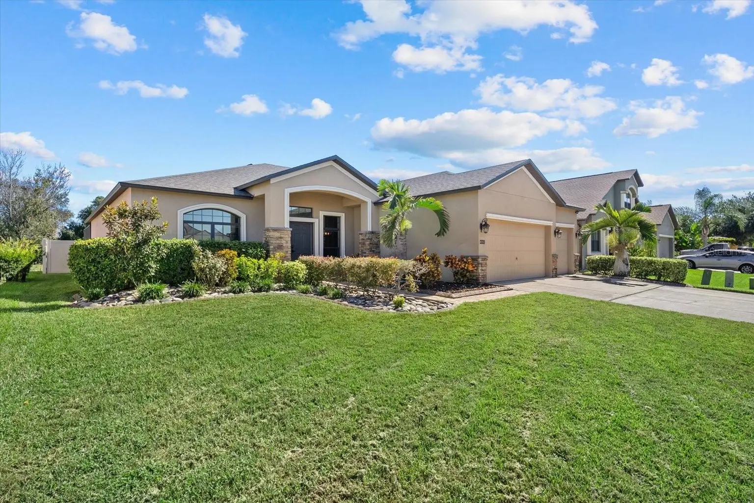 308 STAR SHELL DRIVE, APOLLO BEACH, FL, photo 2 of 67