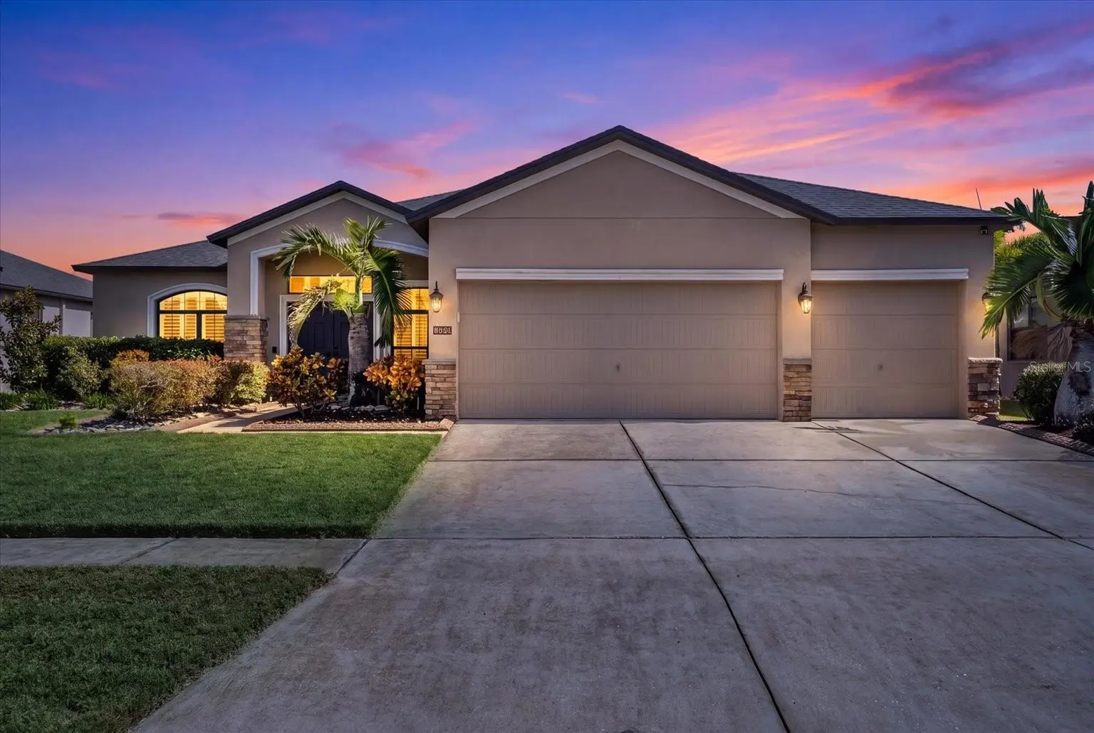 308 STAR SHELL DRIVE, APOLLO BEACH, FL, photo 4 of 67