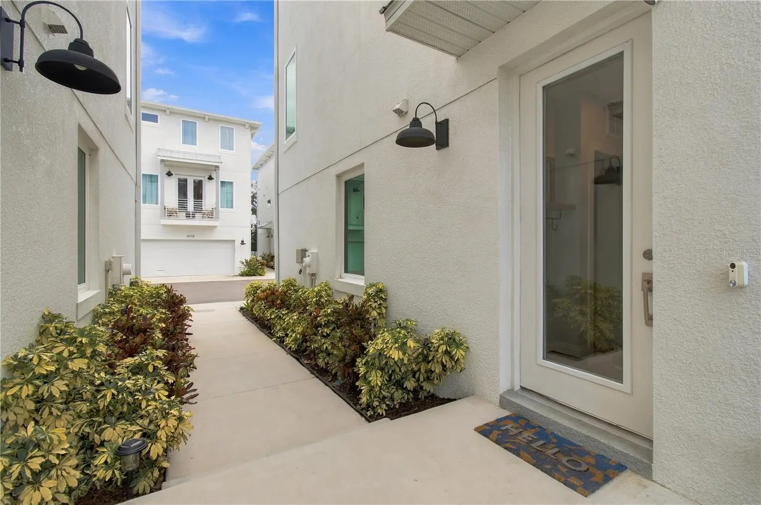 4719 LEGACY PARK DRIVE, TAMPA, FL, photo 3 of 45
