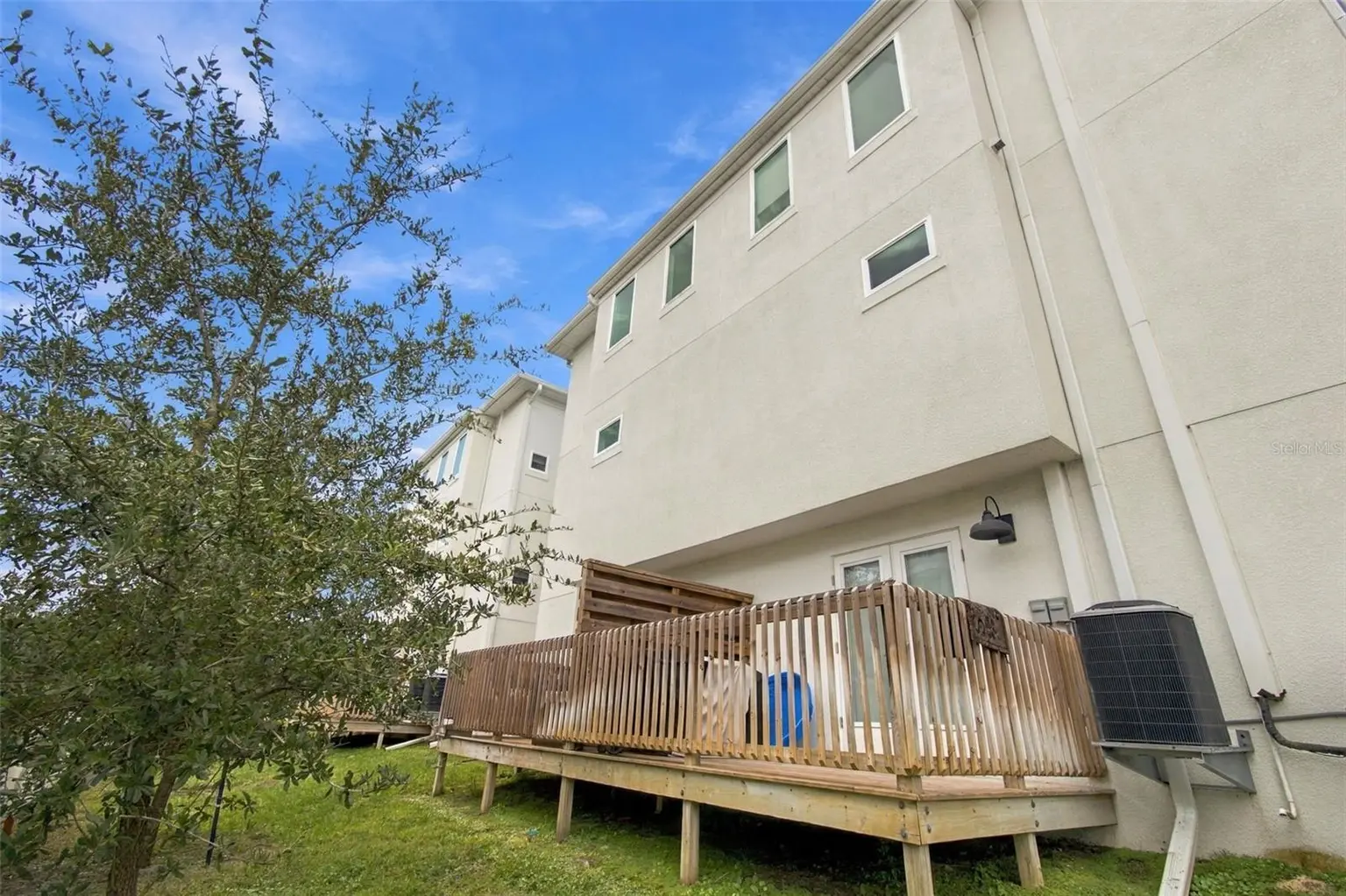4719 LEGACY PARK DRIVE, TAMPA, FL, photo 38 of 45