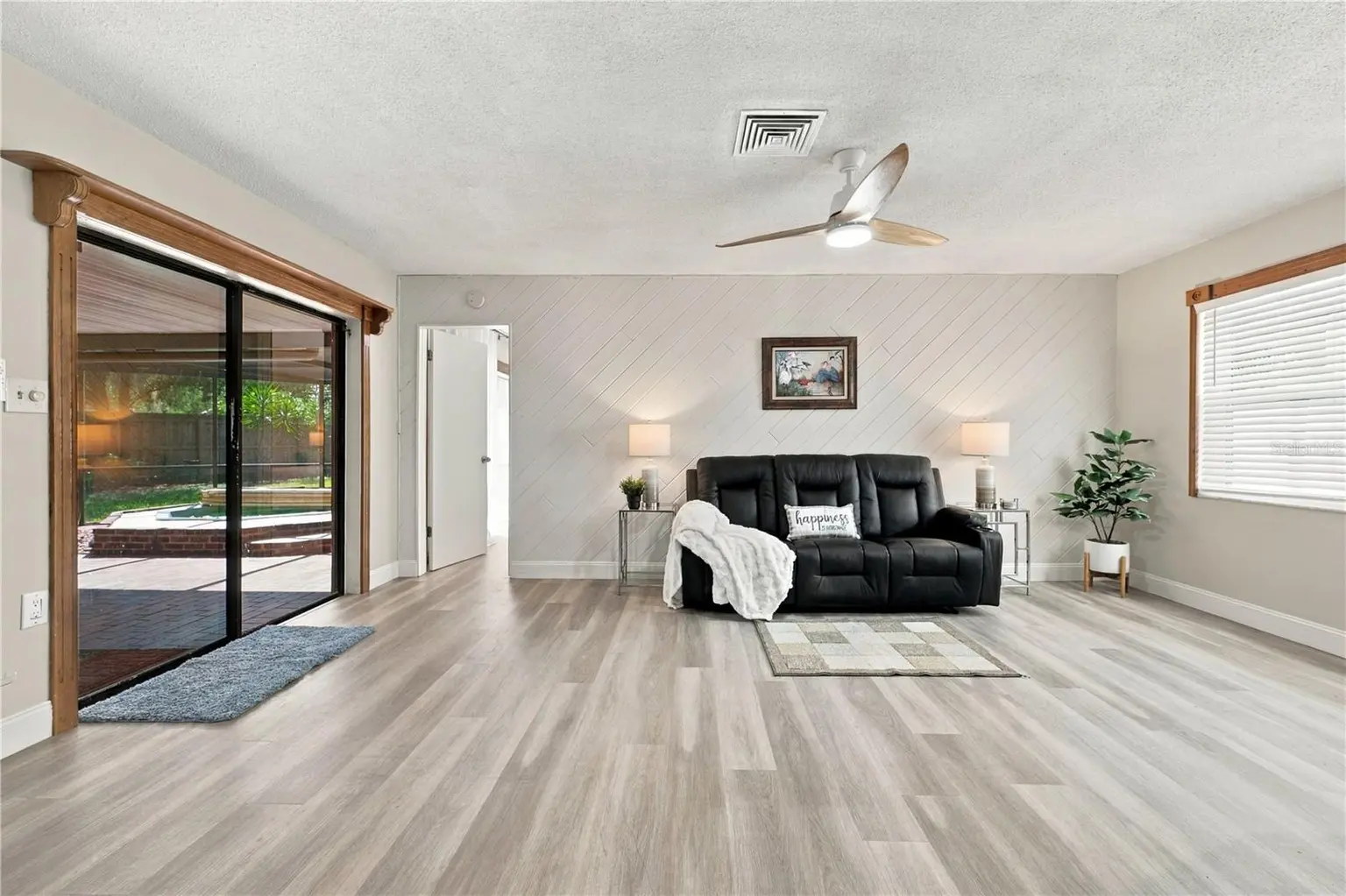 112 PEACOCK CIRCLE, SAFETY HARBOR, FL, photo 21 of 99