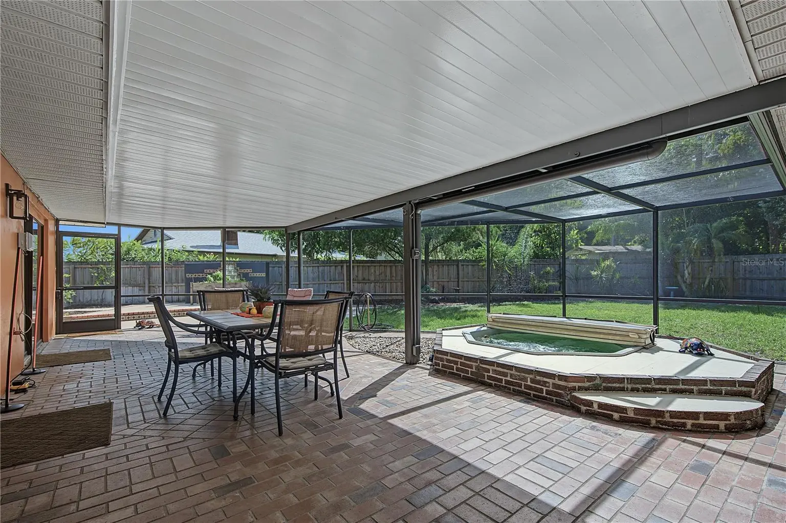 112 PEACOCK CIRCLE, SAFETY HARBOR, FL, photo 35 of 99