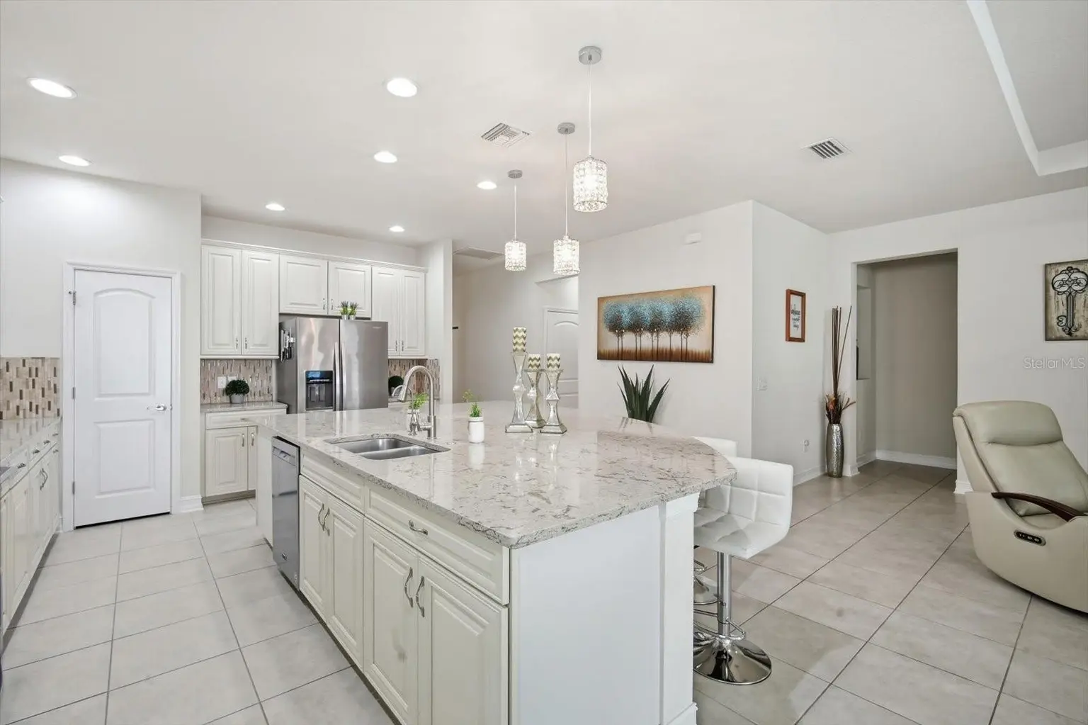 13821 FAIRWAY BUNKER DRIVE, TAMPA, FL, photo 7 of 36