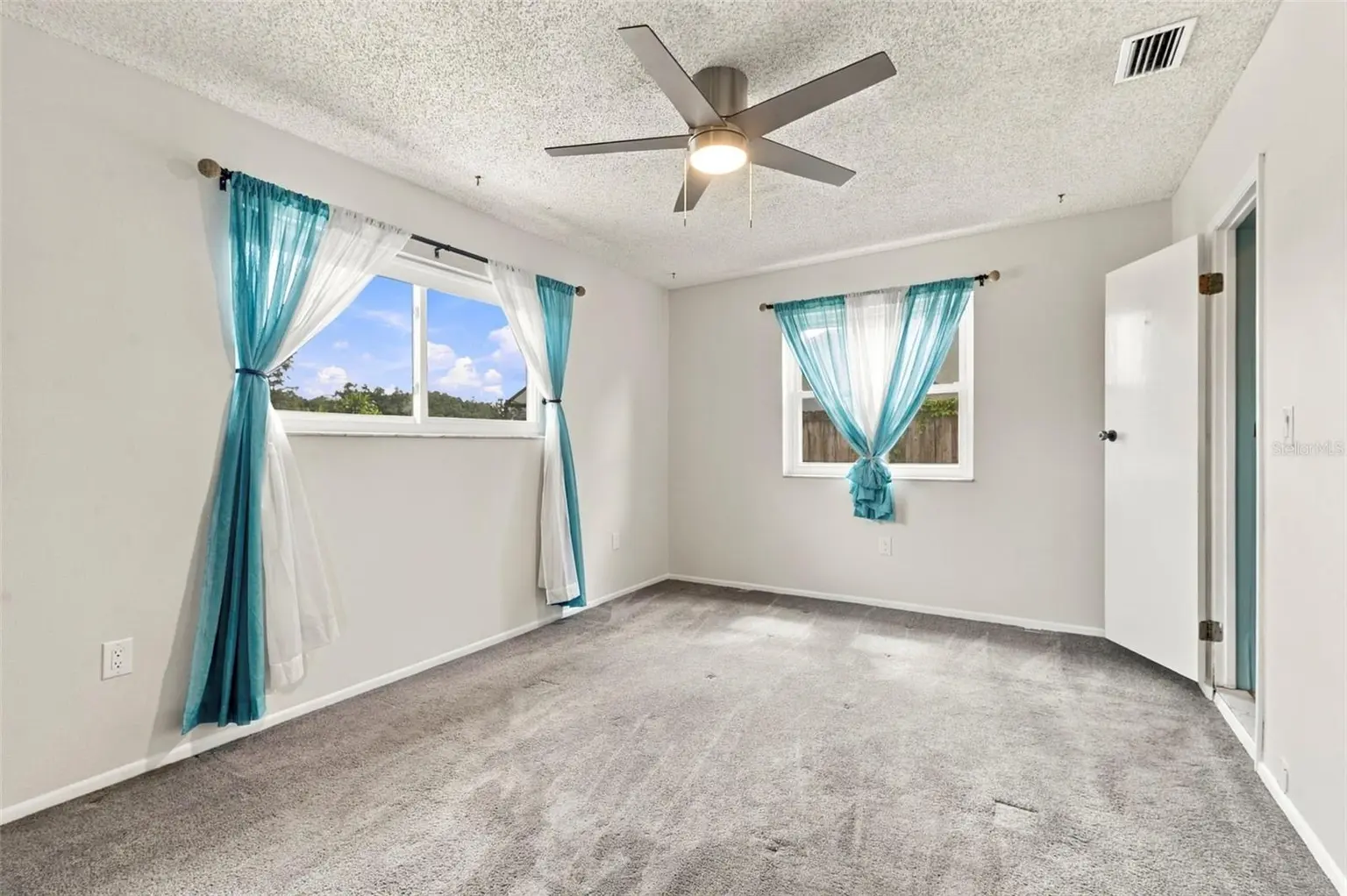 1279 S DISSTON AVENUE, TARPON SPRINGS, FL, photo 29 of 49