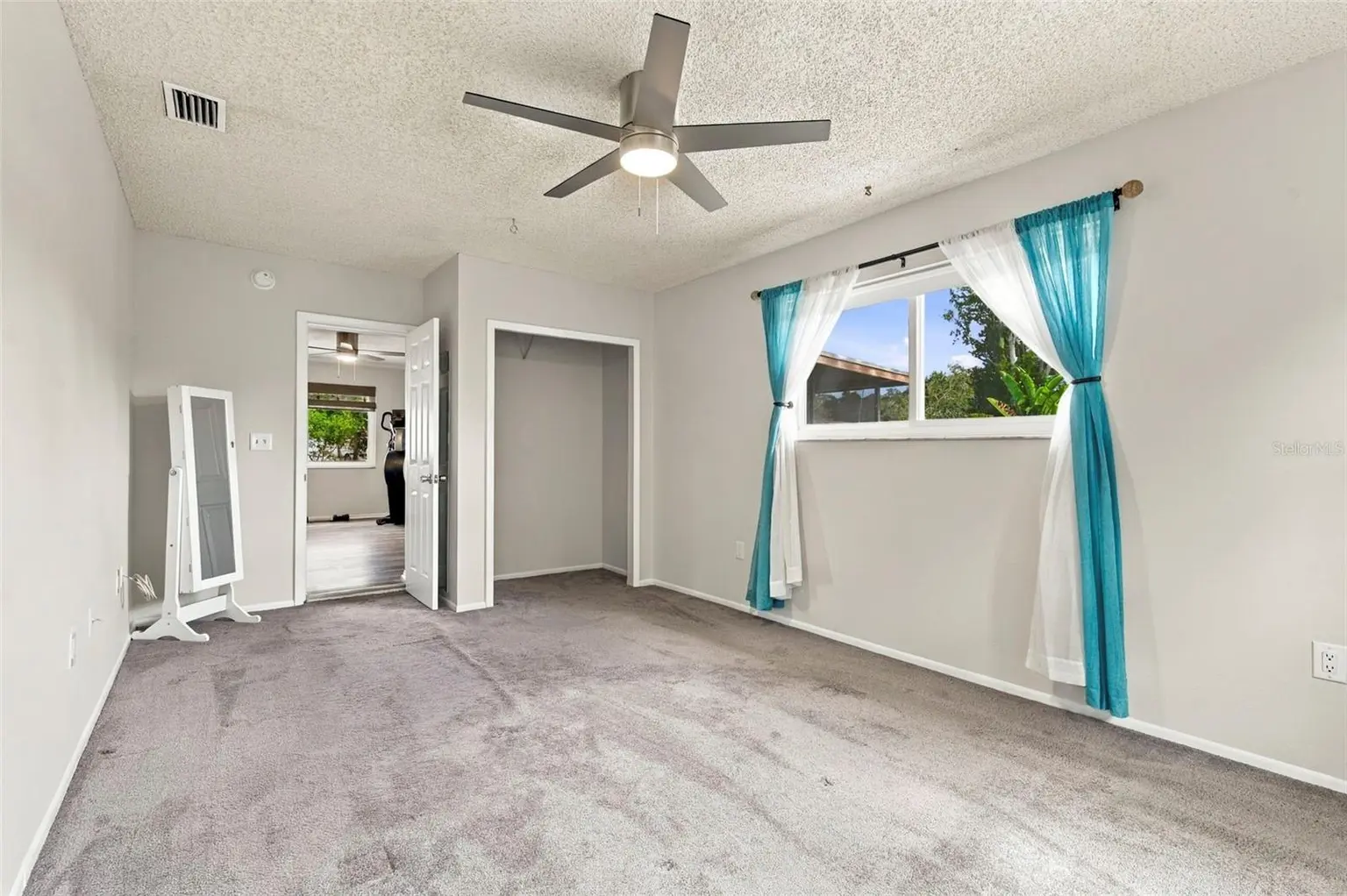1279 S DISSTON AVENUE, TARPON SPRINGS, FL, photo 31 of 49