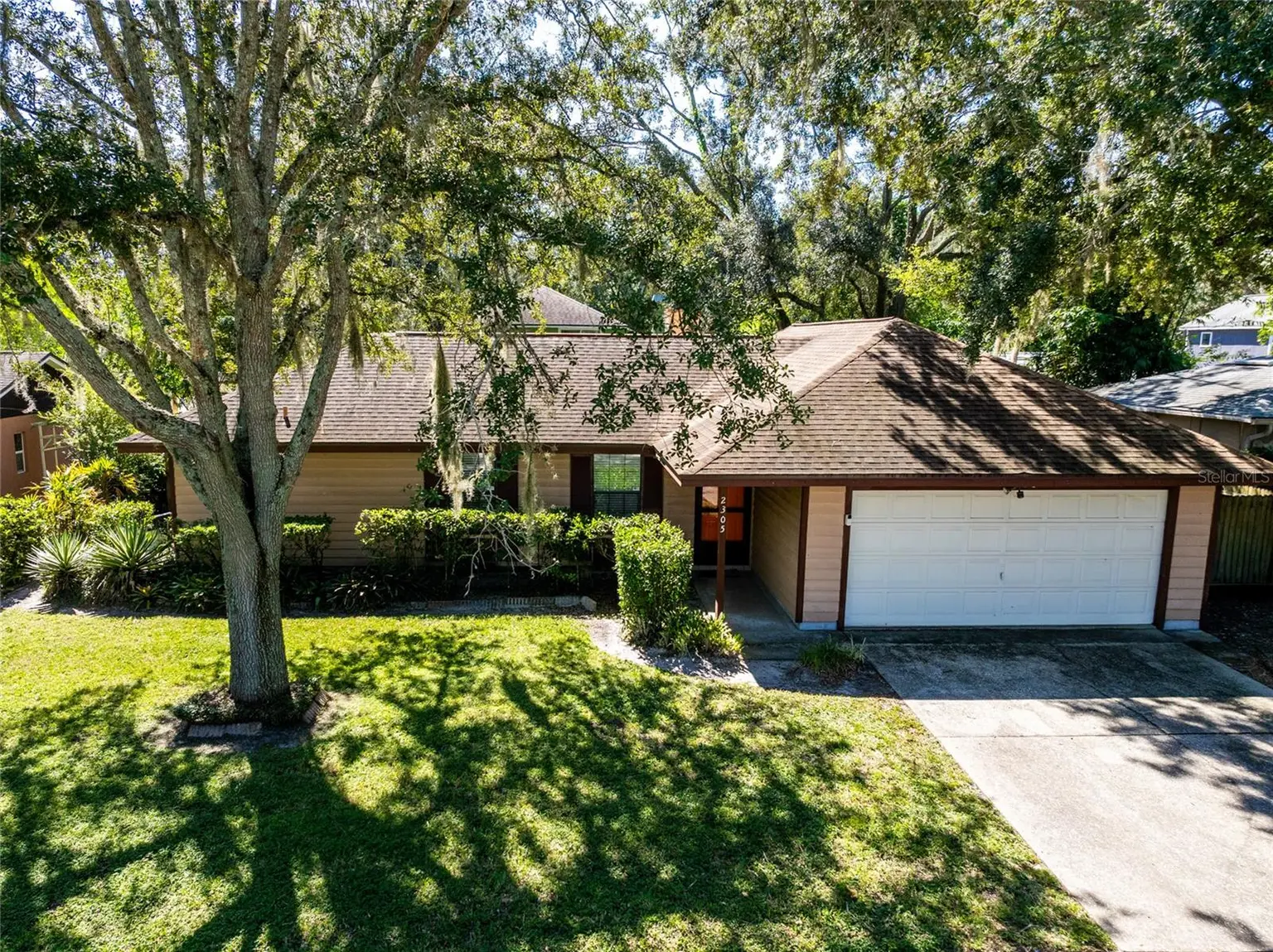 2305 FORREST CREST CIRCLE, LUTZ, FL, photo 1 of 36