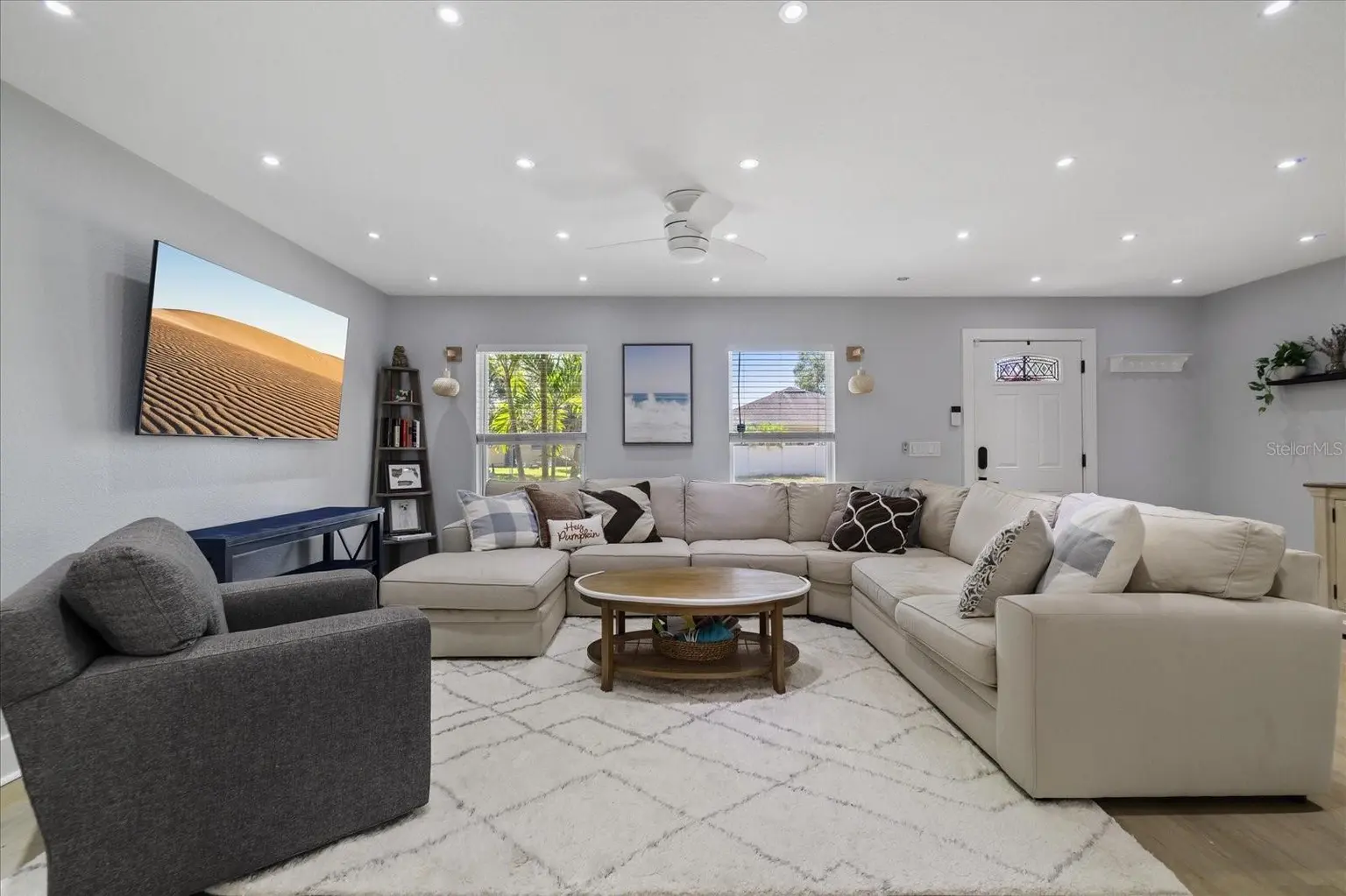 2905 W PAXTON AVENUE, TAMPA, FL, photo 5 of 39