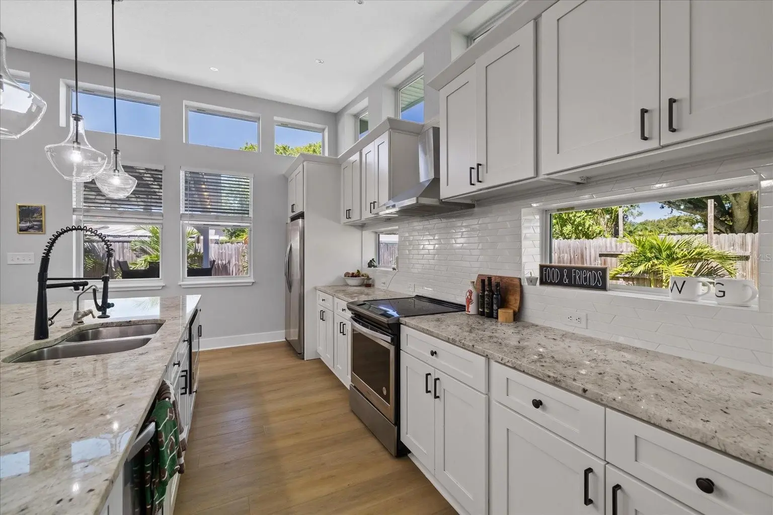 2905 W PAXTON AVENUE, TAMPA, FL, photo 12 of 39