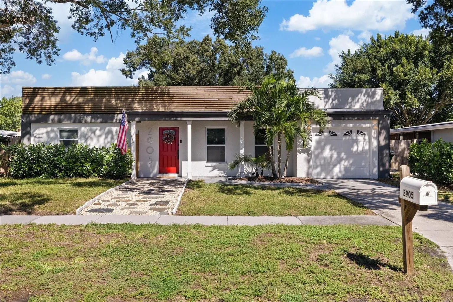 2905 W PAXTON AVENUE, TAMPA, FL, photo 36 of 39