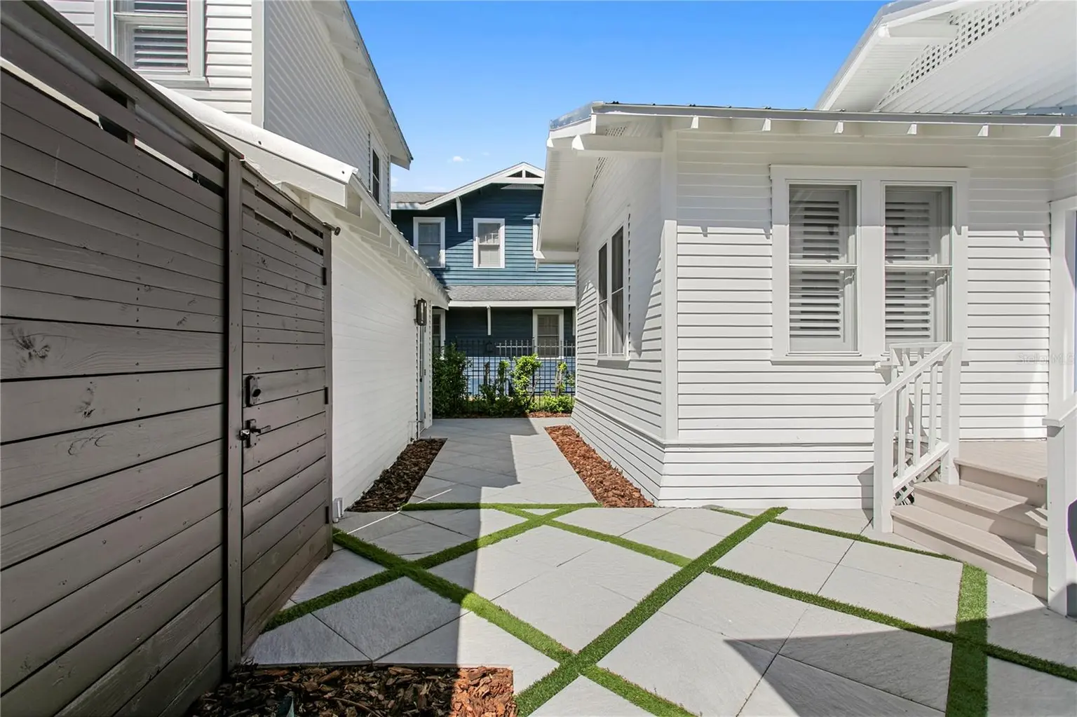 913 S BRUCE STREET, TAMPA, FL, photo 36 of 49
