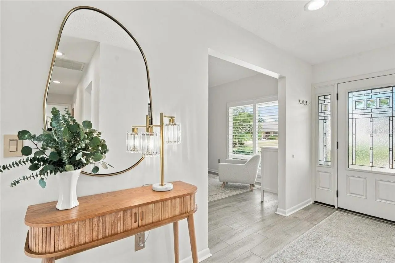 13810 LAKE VILLAGE PLACE, TAMPA, FL, photo 9 of 45