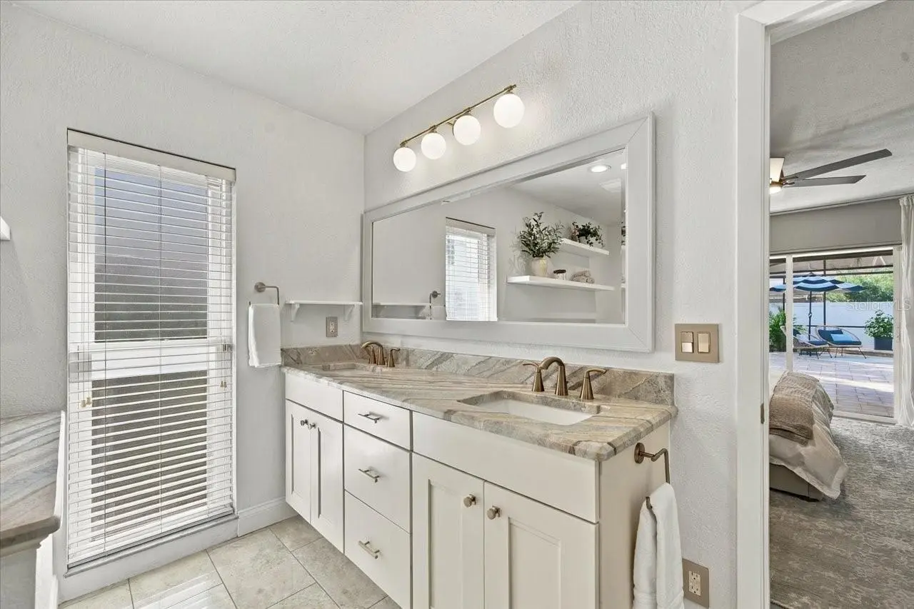 13810 LAKE VILLAGE PLACE, TAMPA, FL, photo 28 of 45