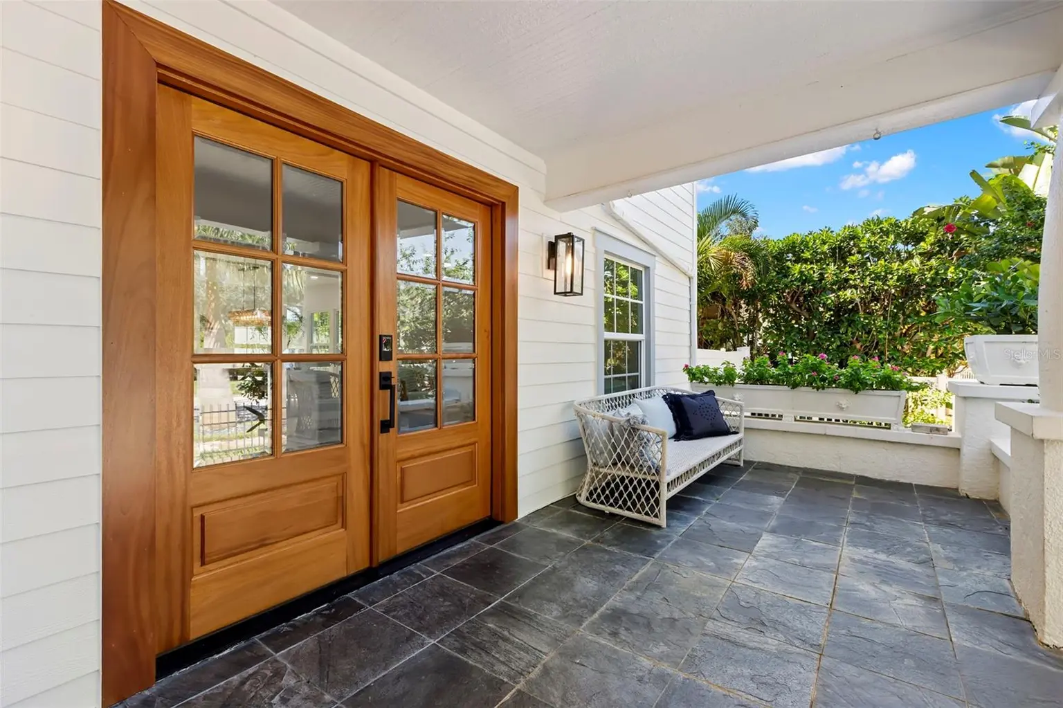 816 15TH AVENUE NE, ST PETERSBURG, FL, photo 5 of 80