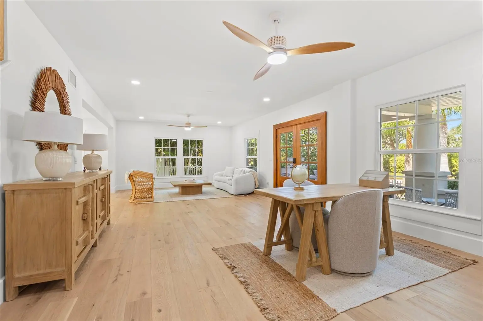 816 15TH AVENUE NE, ST PETERSBURG, FL, photo 12 of 80