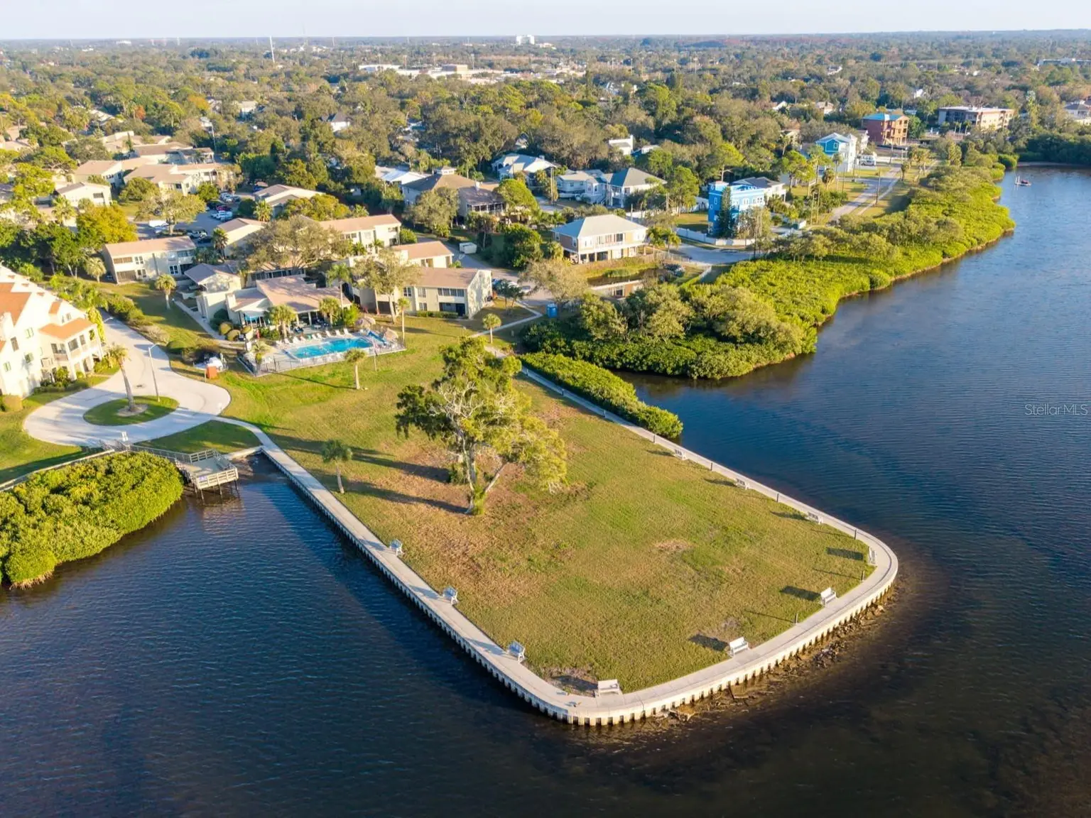 503 WINDRUSH BAY DRIVE, TARPON SPRINGS, FL, photo 43 of 66