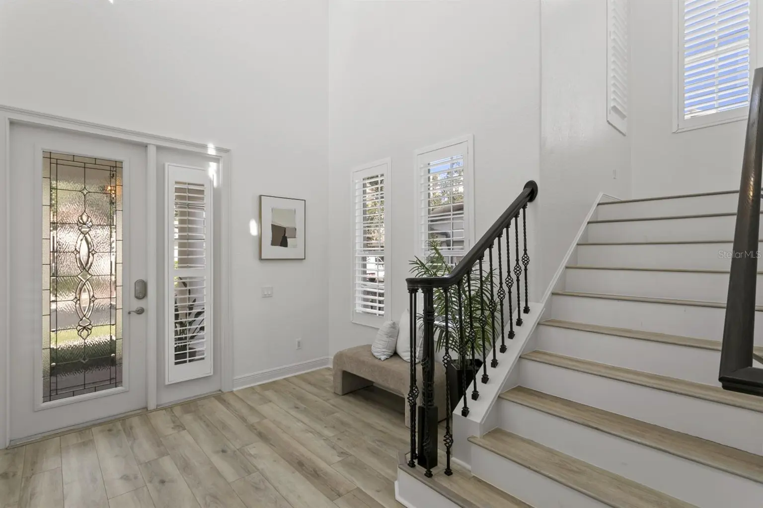 6123 YEATS MANOR DRIVE, TAMPA, FL, photo 8 of 52