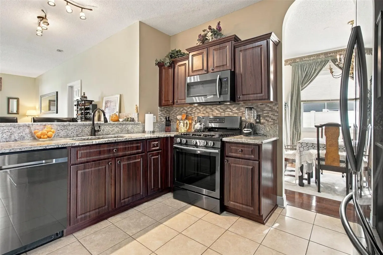 10225 GOLDENBROOK WAY, TAMPA, FL, photo 15 of 73