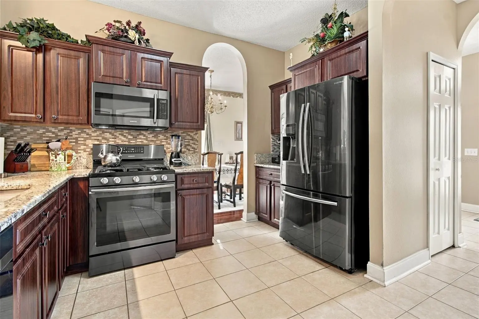 10225 GOLDENBROOK WAY, TAMPA, FL, photo 16 of 73
