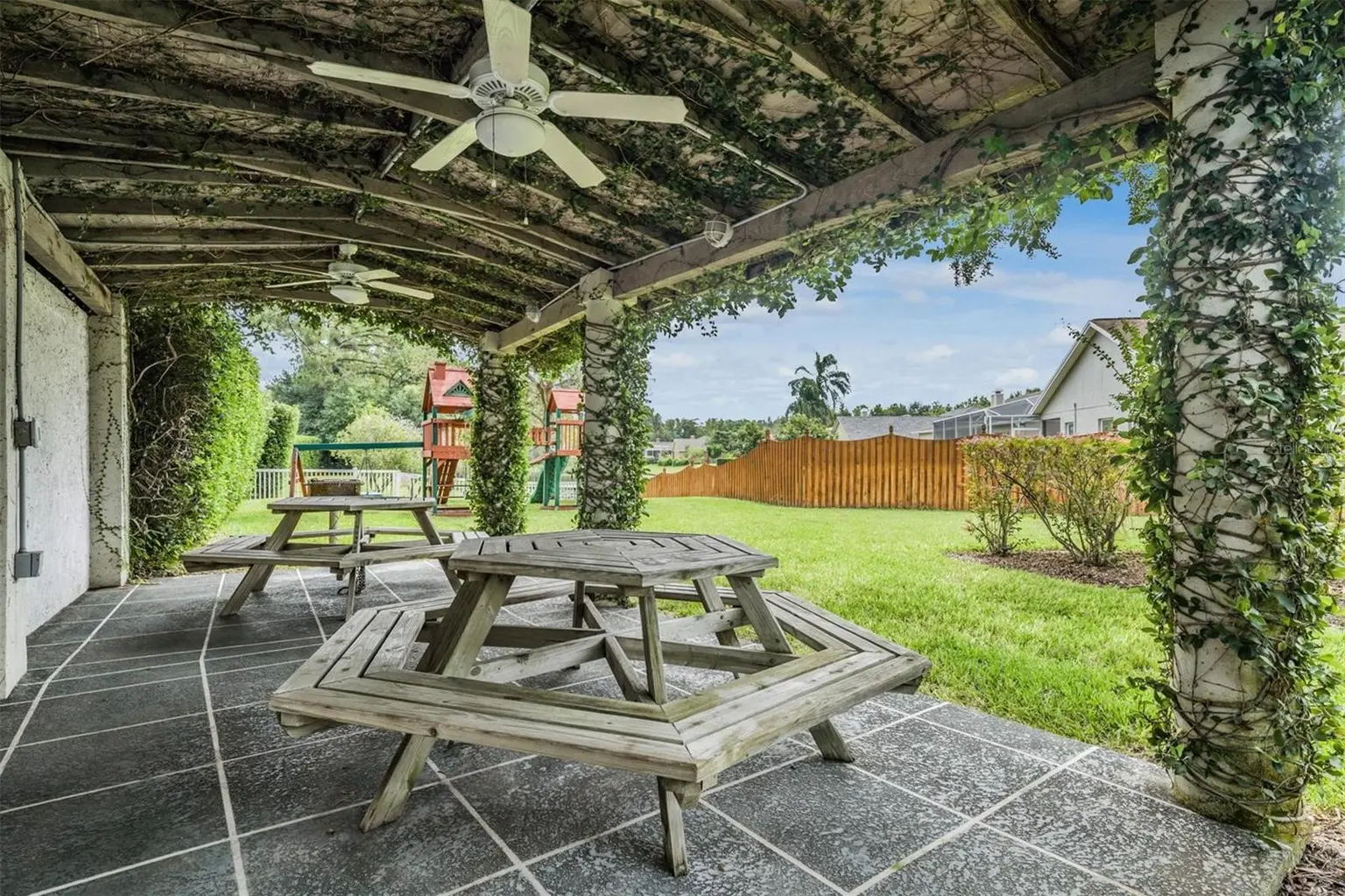 5644 GLENCREST BOULEVARD, TAMPA, FL, photo 52 of 54