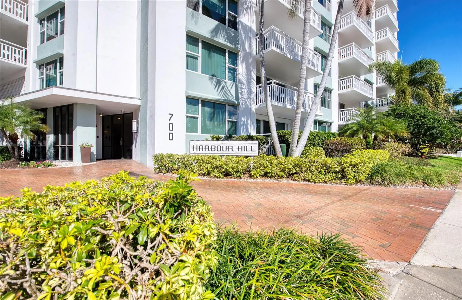 700 BEACH DRIVE NE #701, ST PETERSBURG, FL, photo 1 of 57